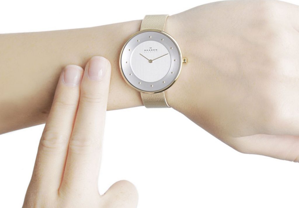 Skagen Women's SKW2141 Gitte GoldTone Watch Review WatchReviewBlog