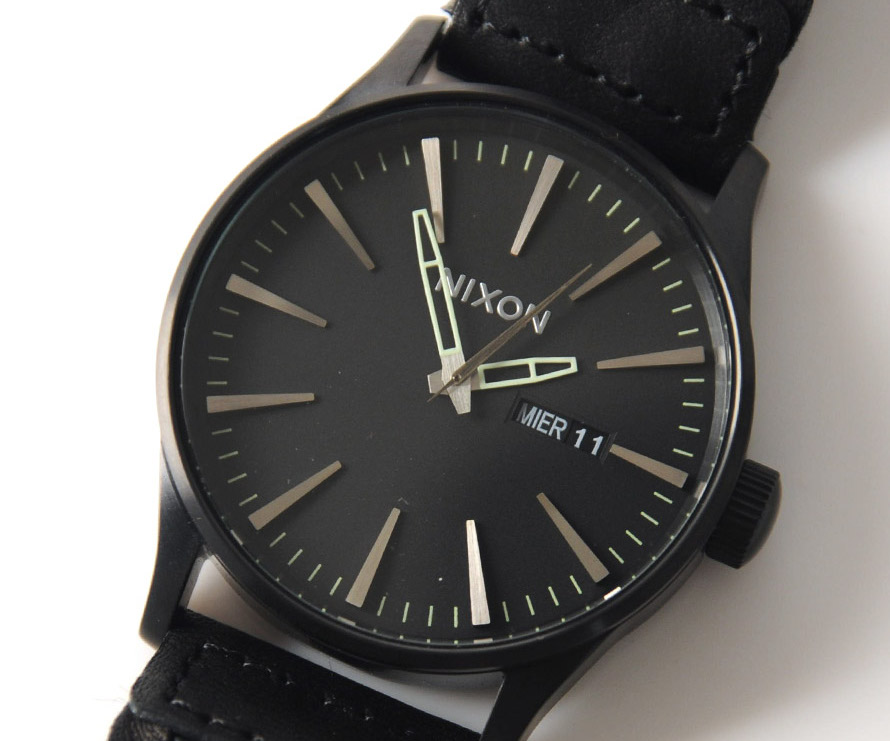 Nixon men's sales sentry leather watch