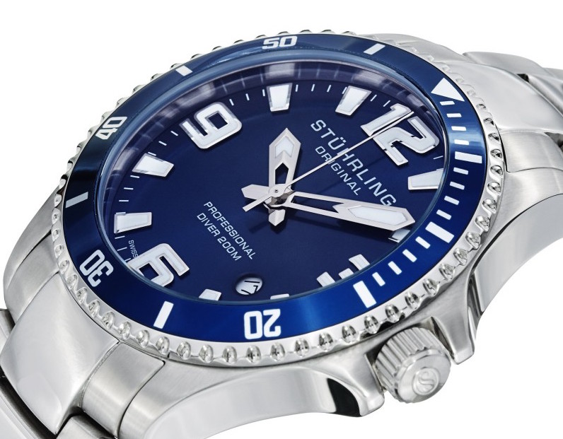 Grand Regatta blue dial