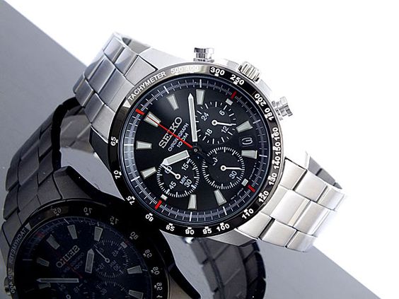 Top 5 Best Chronograph Watches Under $200 - WatchReviewBlog