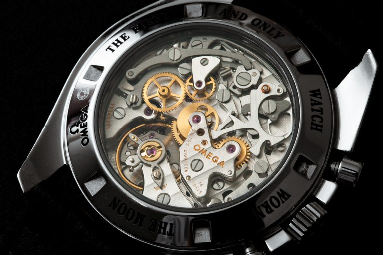 Japanese Automatic Movement vs Swiss Automatic Movement WatchReviewBlog