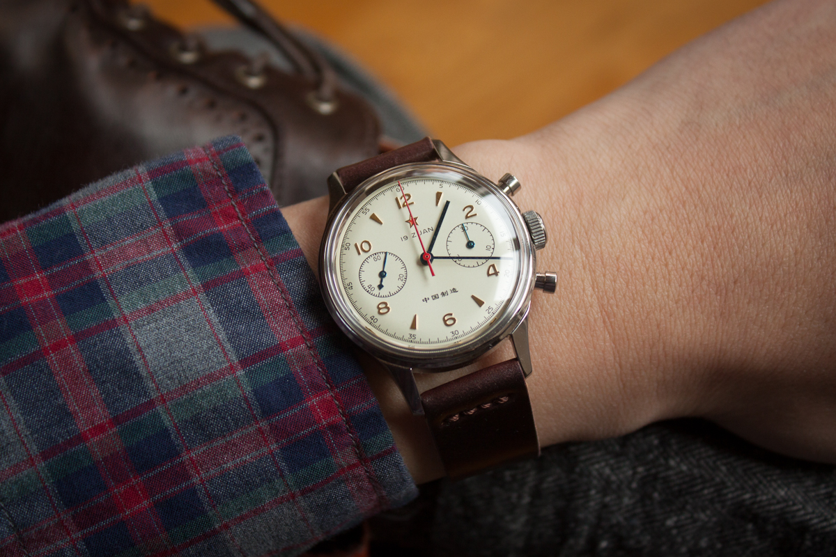 strap - brown leather or NATO