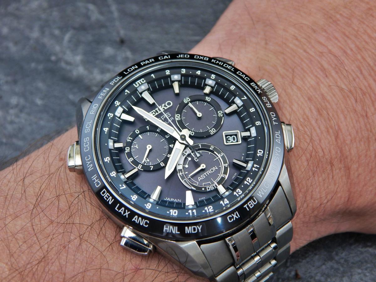 Astron SSE055 on the wrist