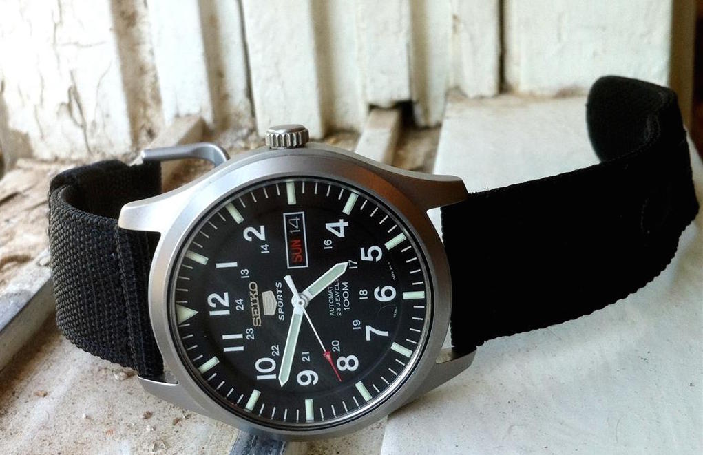 Seiko SNZG15 Seiko 5 Automatic Watch Review WatchReviewBlog