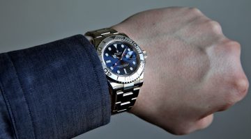 Which Wrist Should You Wear Your Watch On?