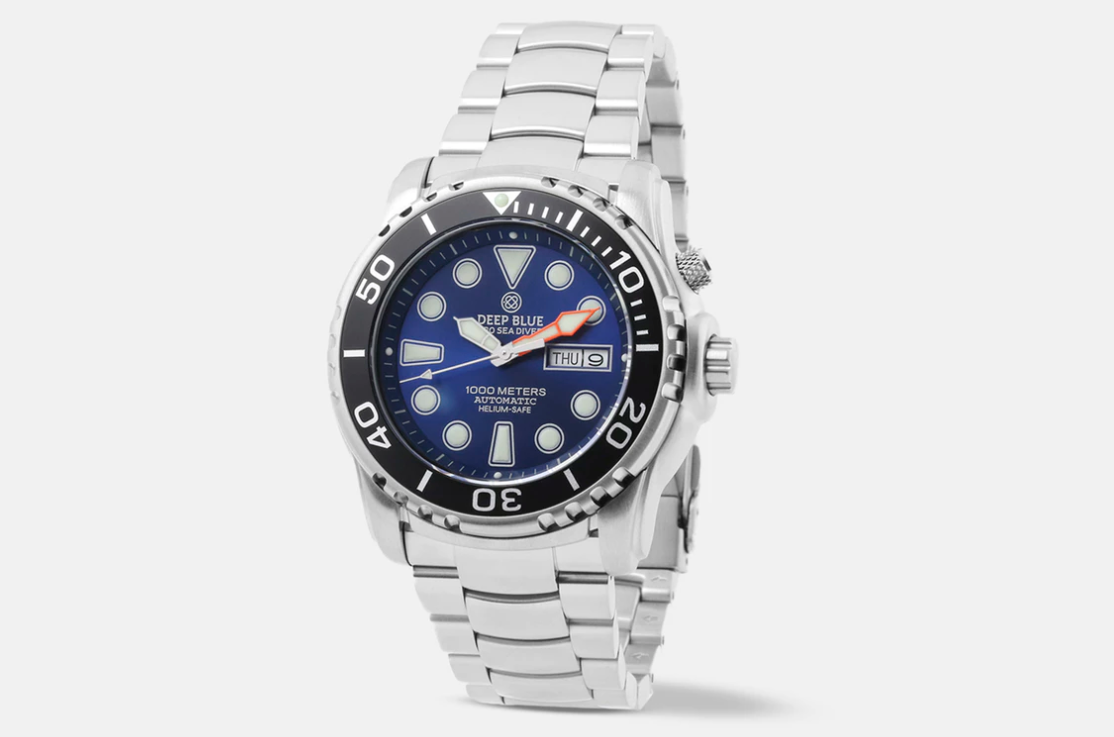 Seadiver dial in dark ocean blue