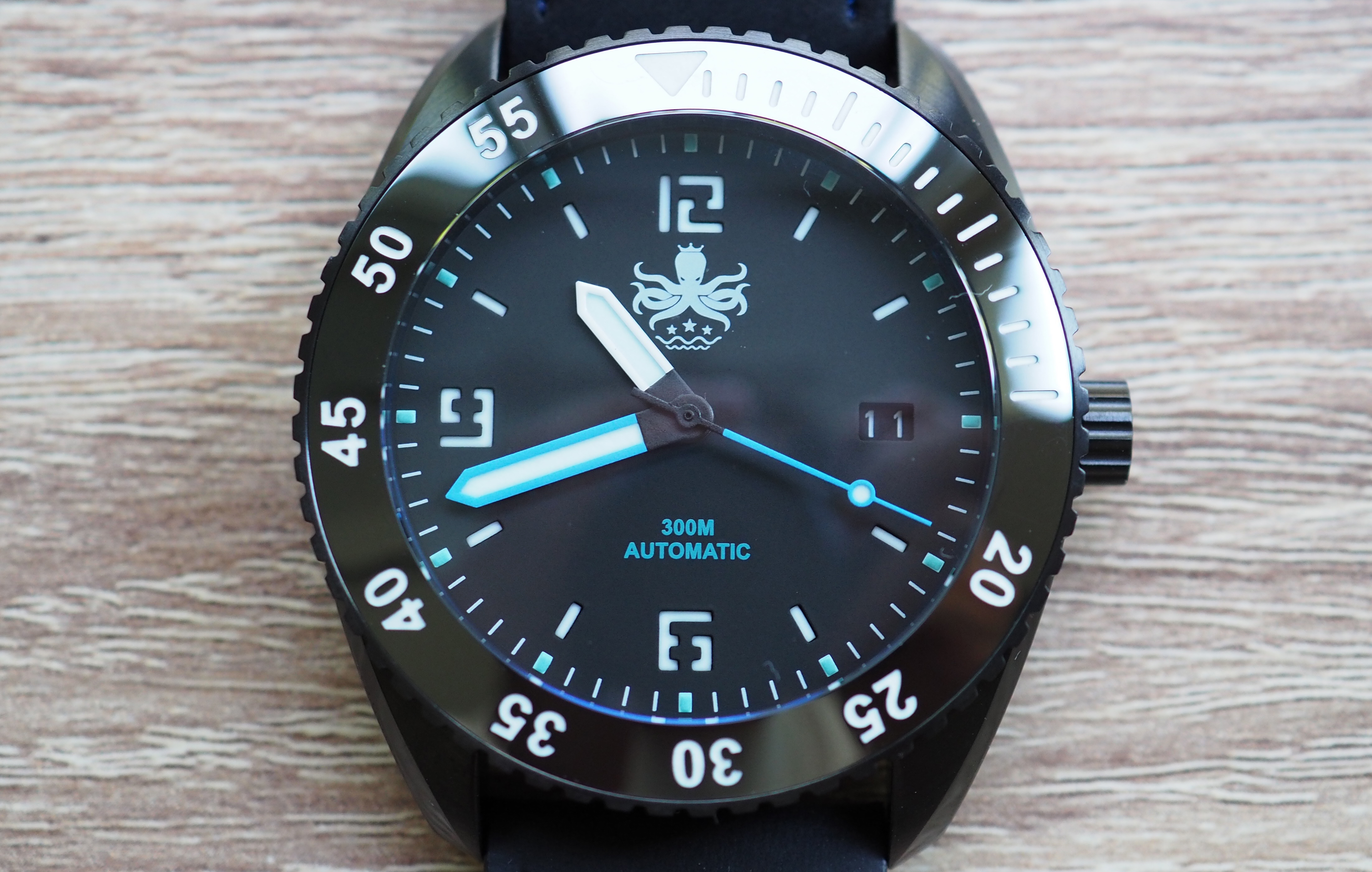 Phoibos Reef Master PY015B DLC Watch Review