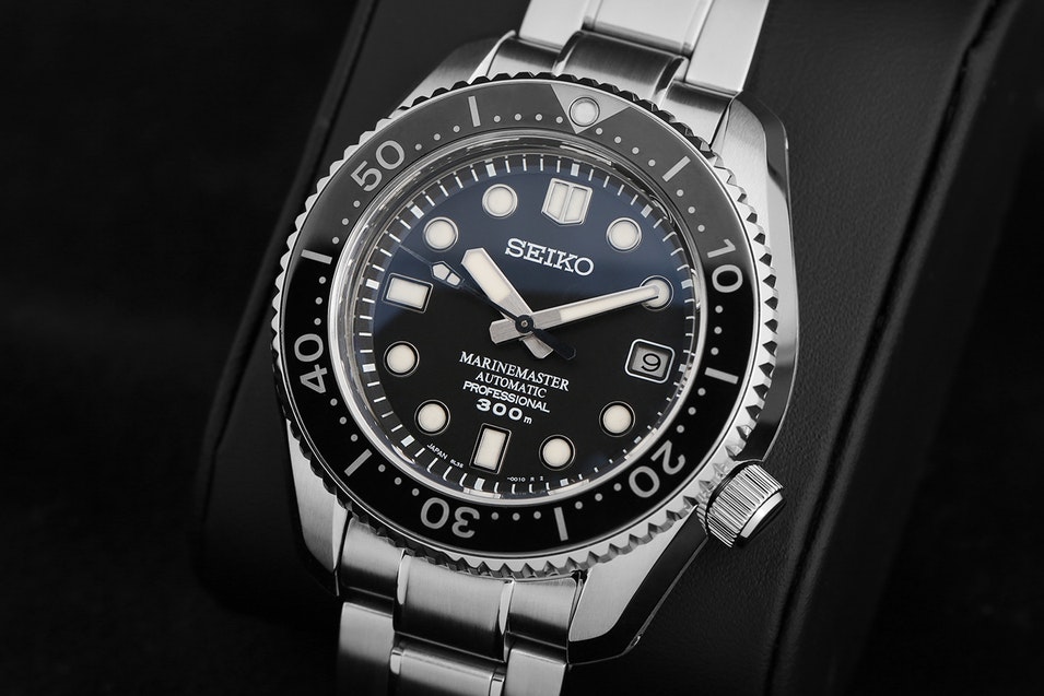 Seiko 300 SBDX001 Watch WatchReviewBlog