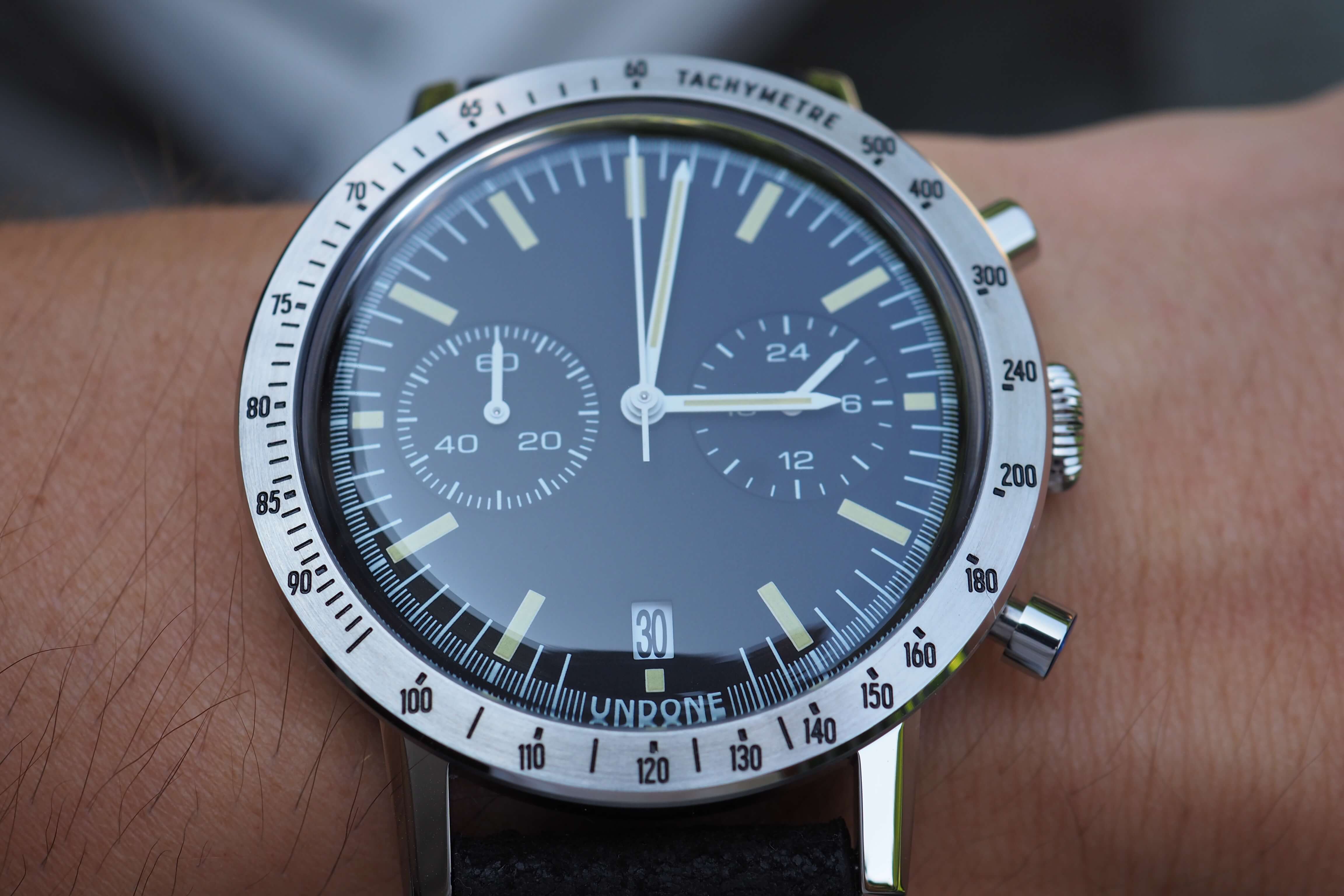 Tropical chronograph case