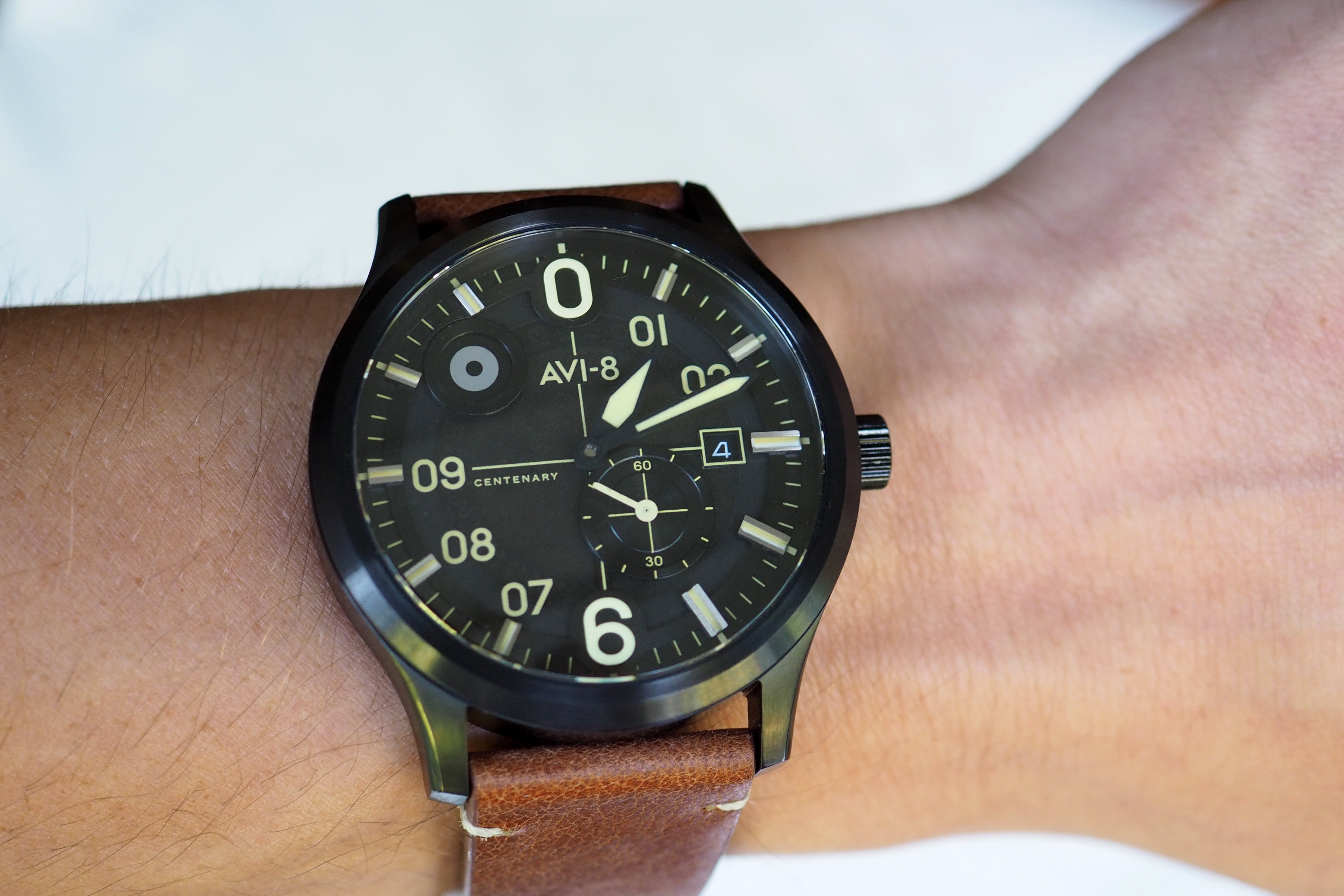 AV-4060-03 wrist shot