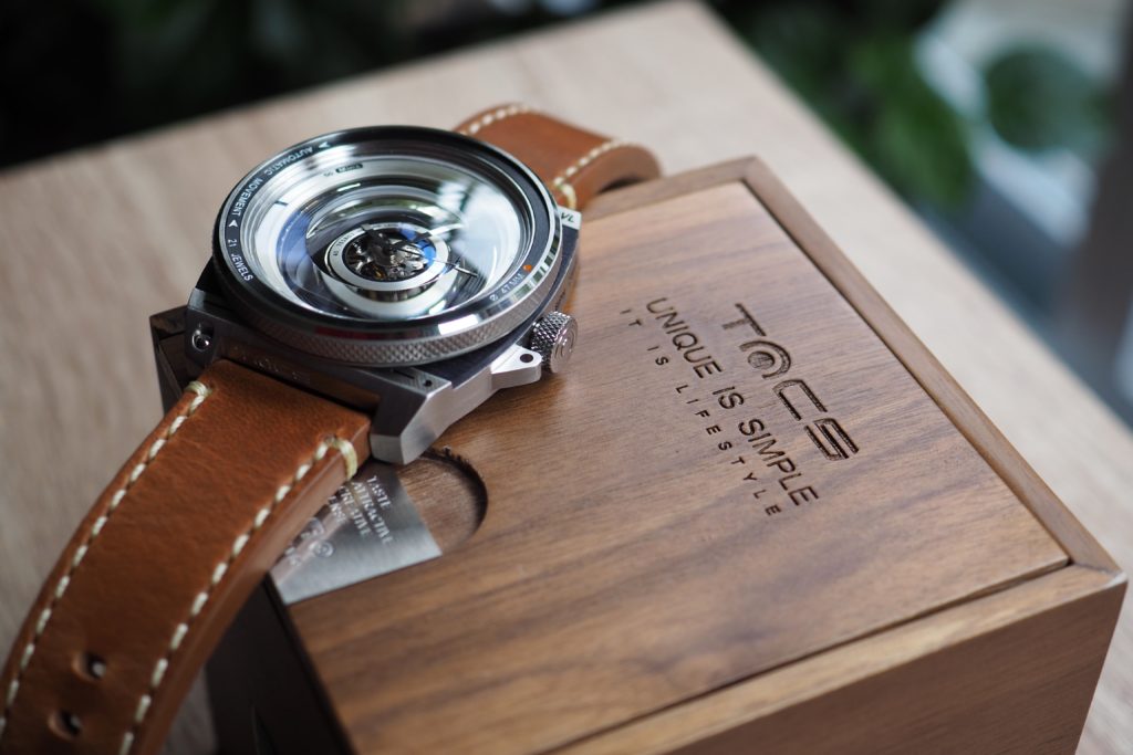 Tacs Automatic Vintage Lens II Watch Review WatchReviewBlog