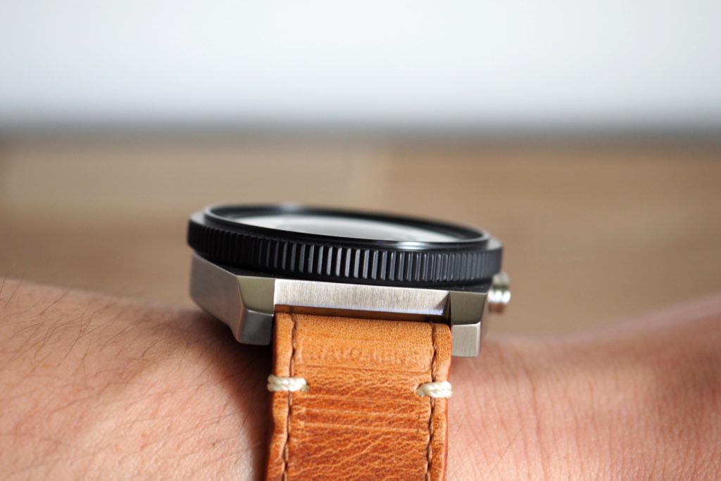 Slim profile view on wrist