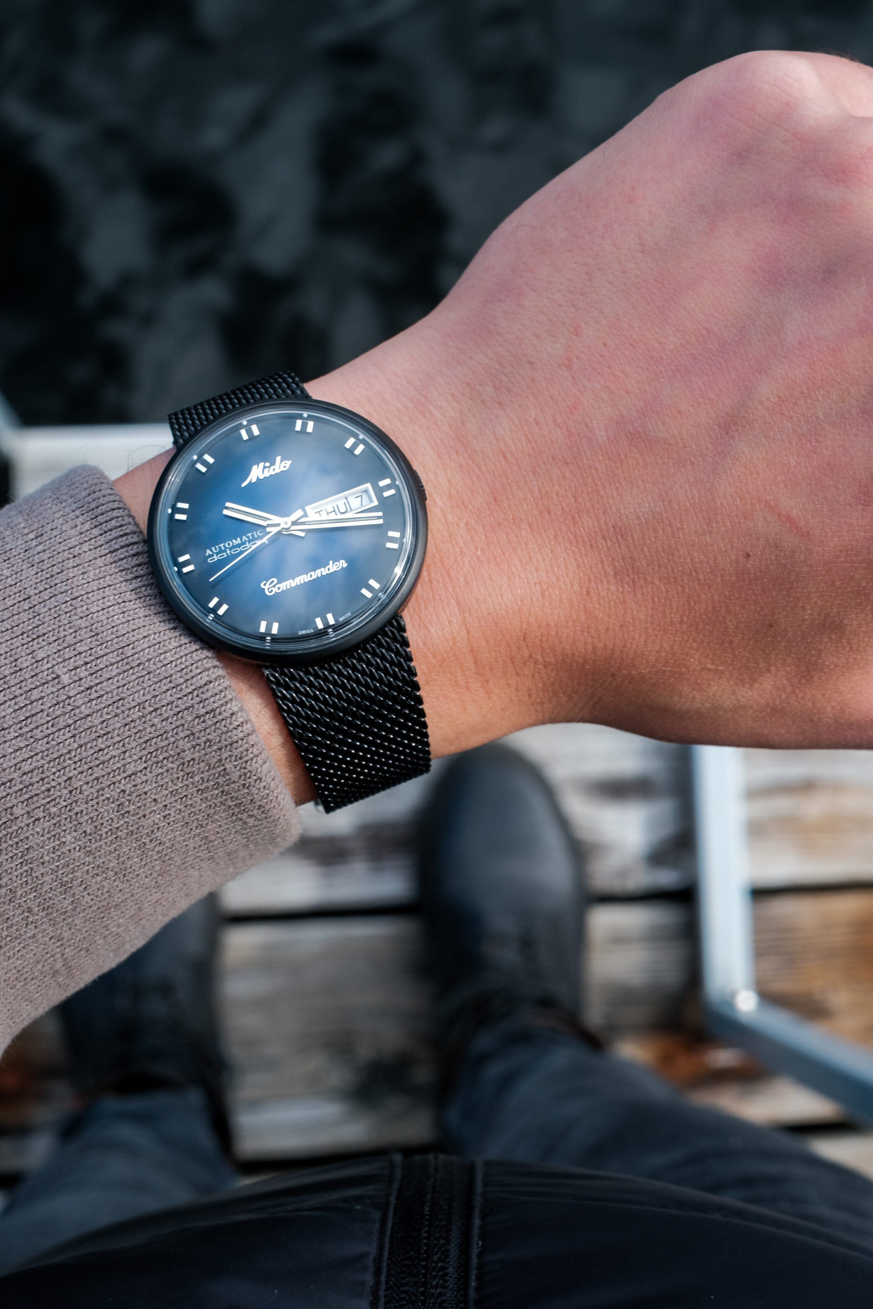 Commander blue shade wrist shot