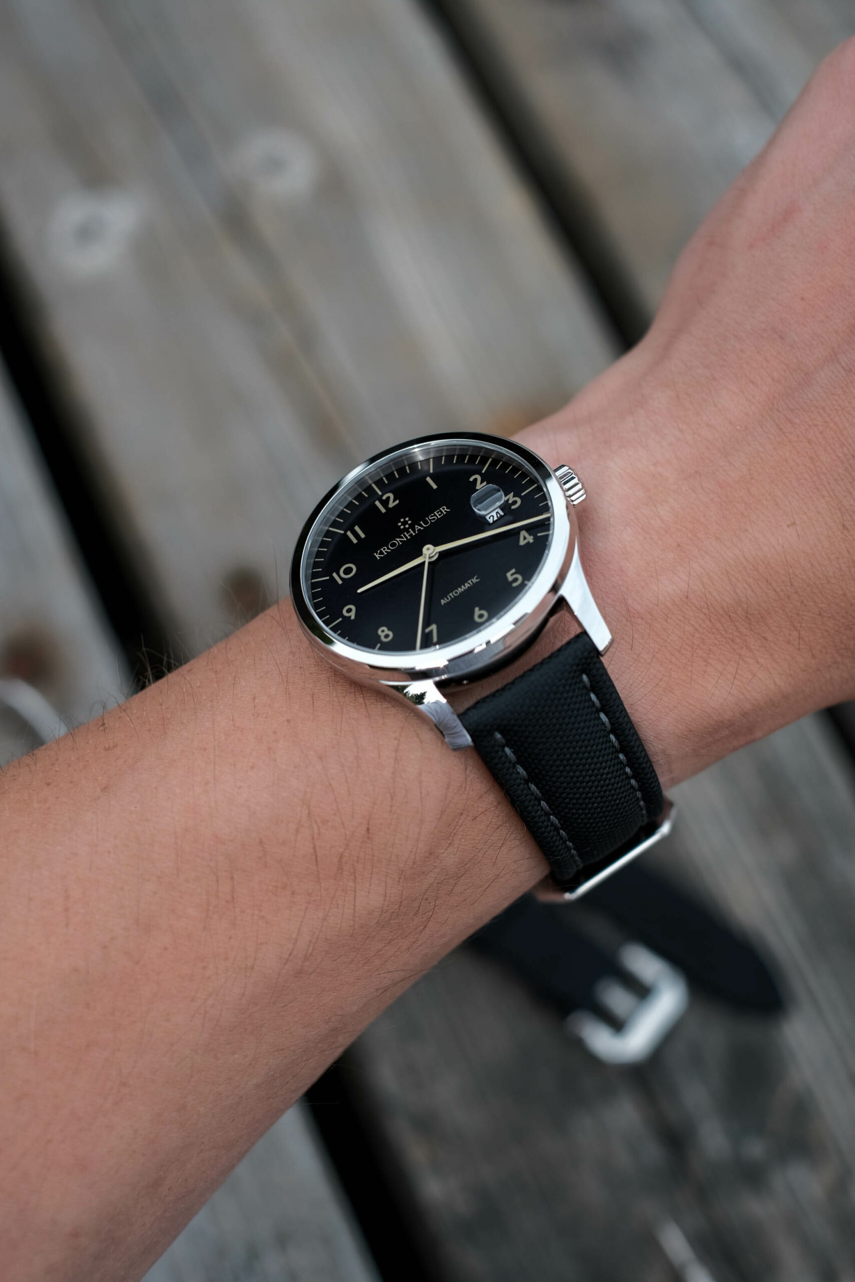 Artem comfort on wrist