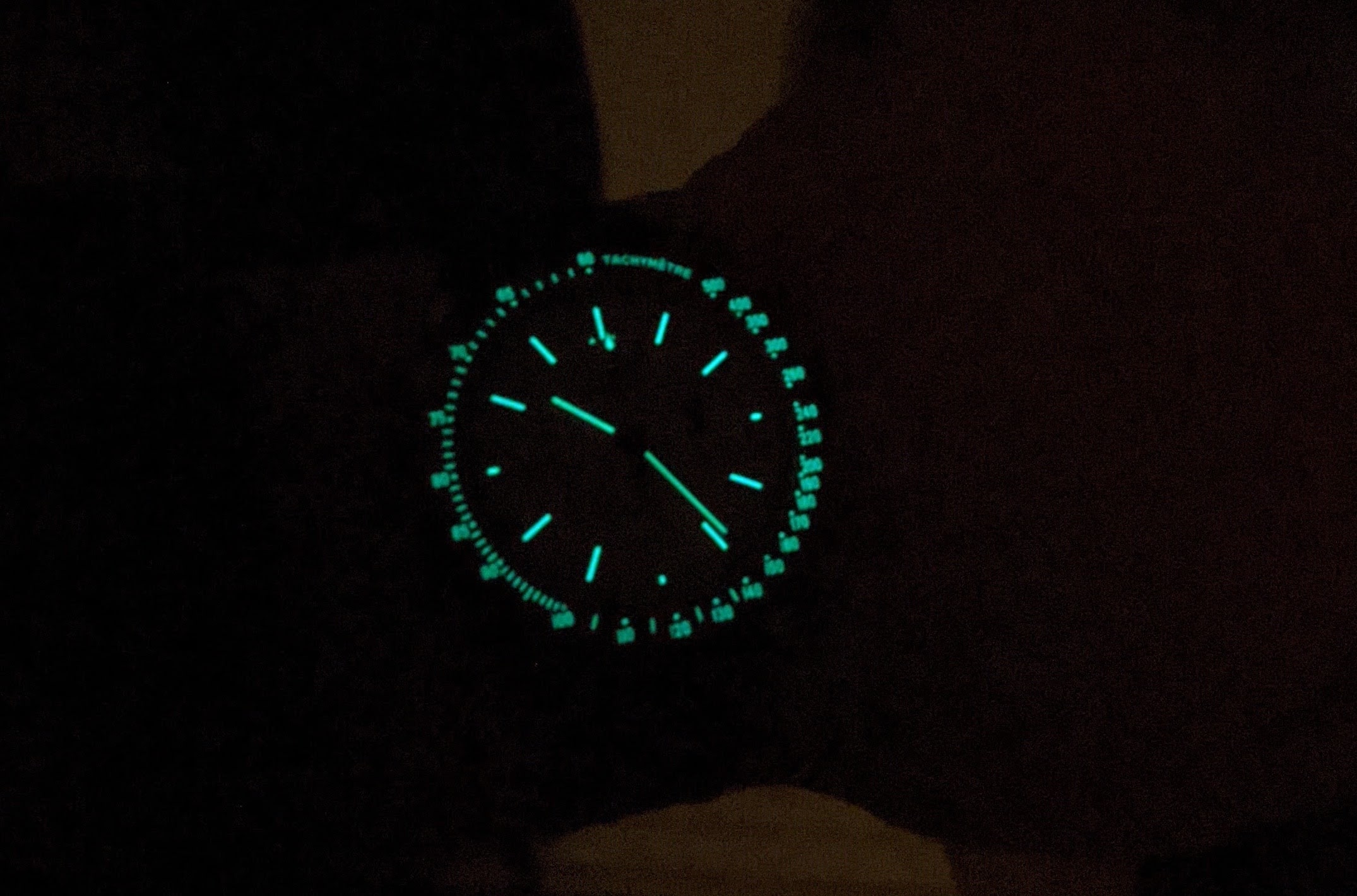 Speedmaster Grey Side of the Moon Lume Photo