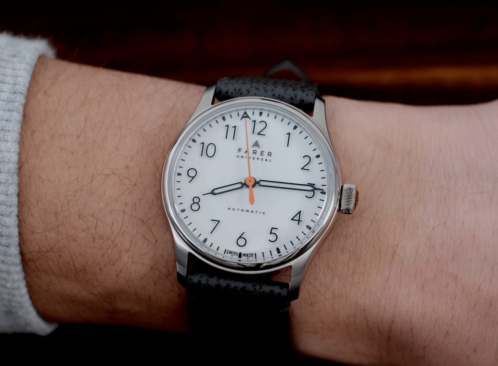 Farer-resolute-36-wrist-shot