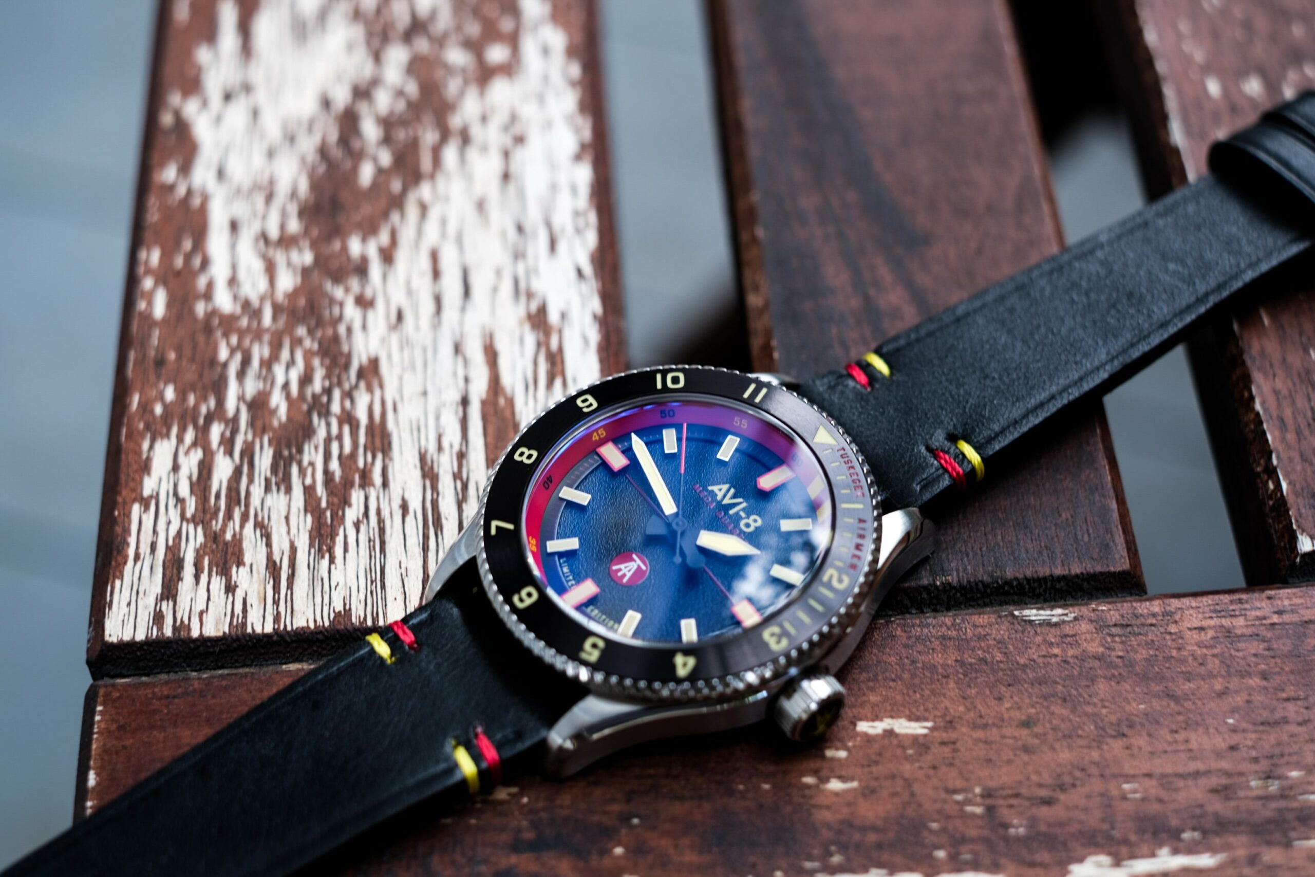 AVI-8 Tuskegee Airmen-dial-bezel