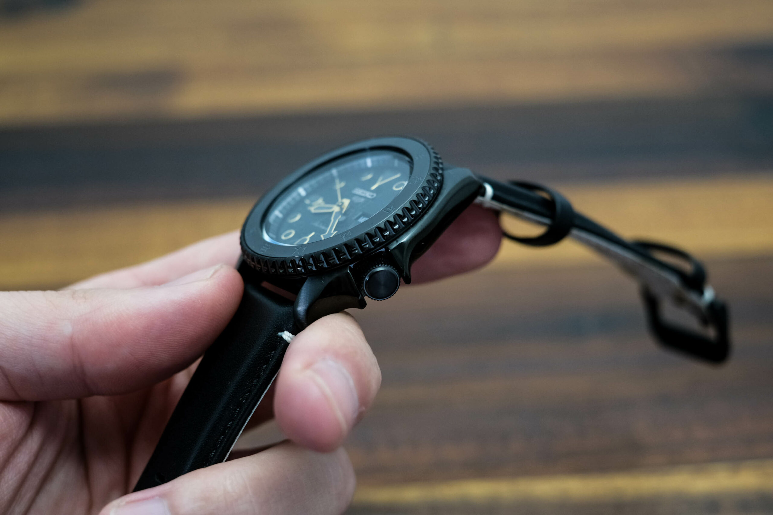 Seiko-Bruce-Lee-Crown