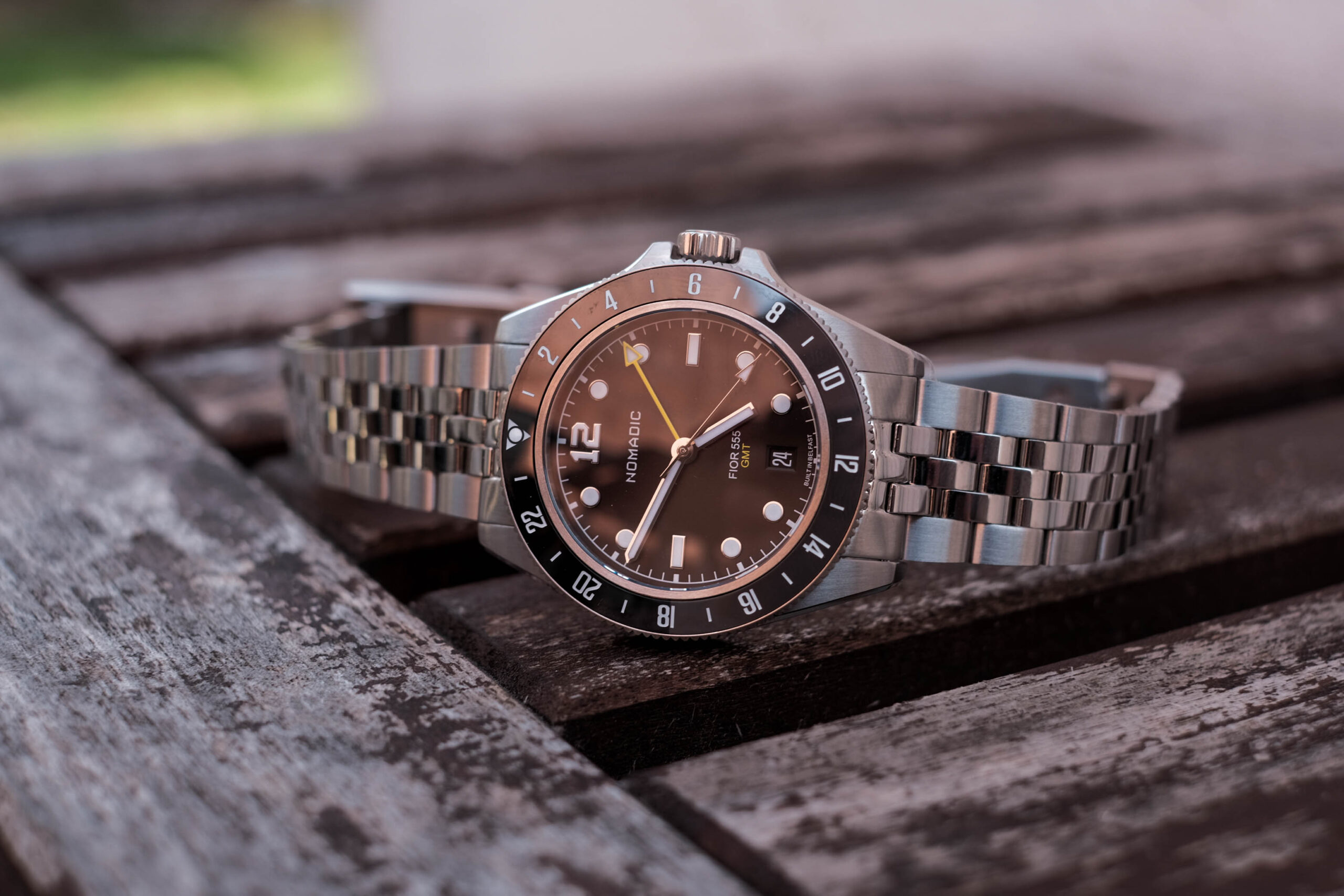 The Nomadic Fior 555: A Stunning GMT Watch Made in Ireland
