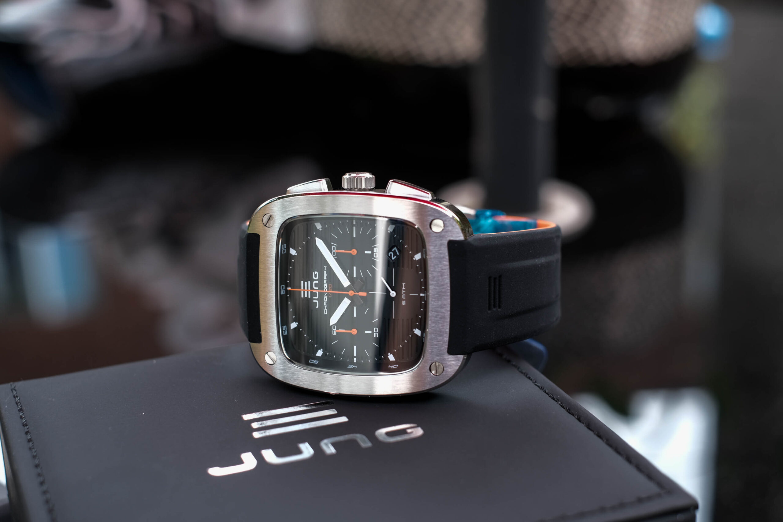 Jung J43C-01 Dial Photo