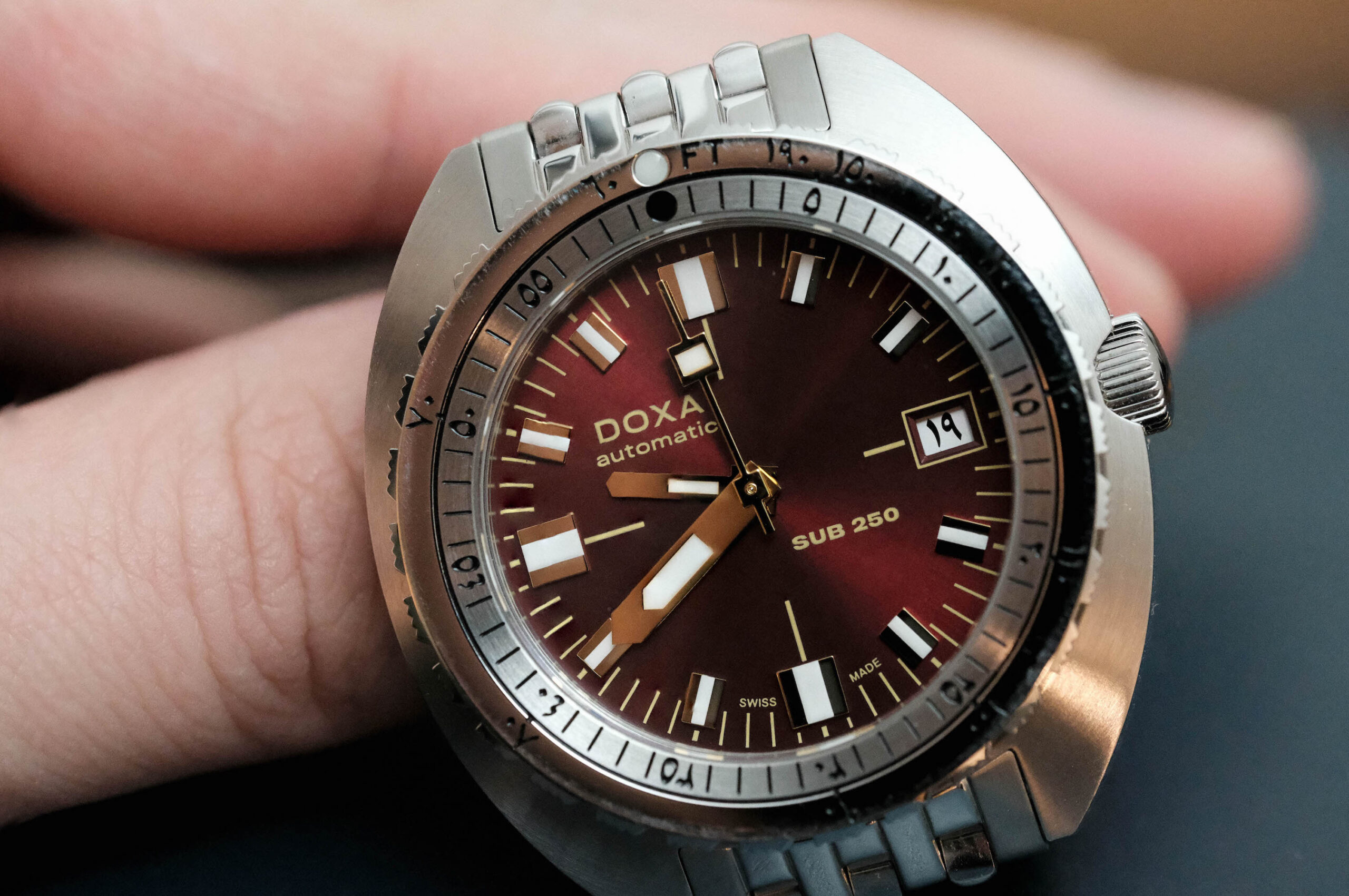 Sub 250 Ahmed Seddiqi Dial Macro