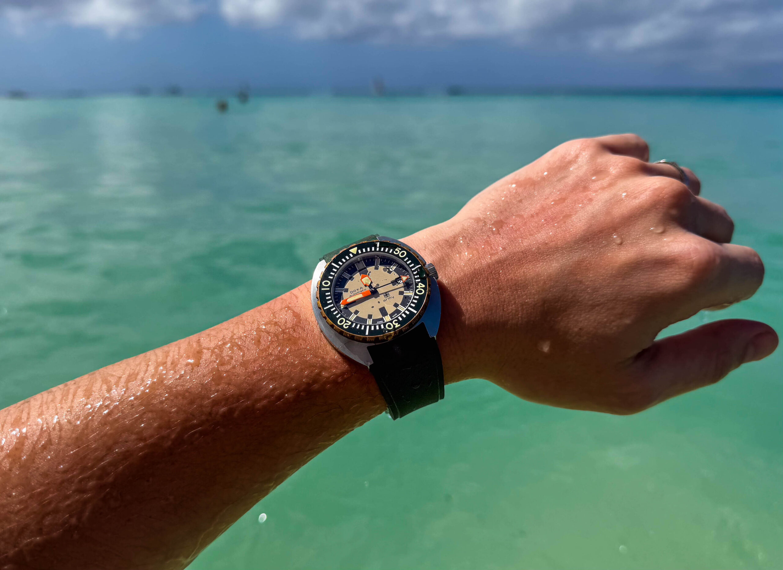 Doxa-Army-Wrist-Shot-Water
