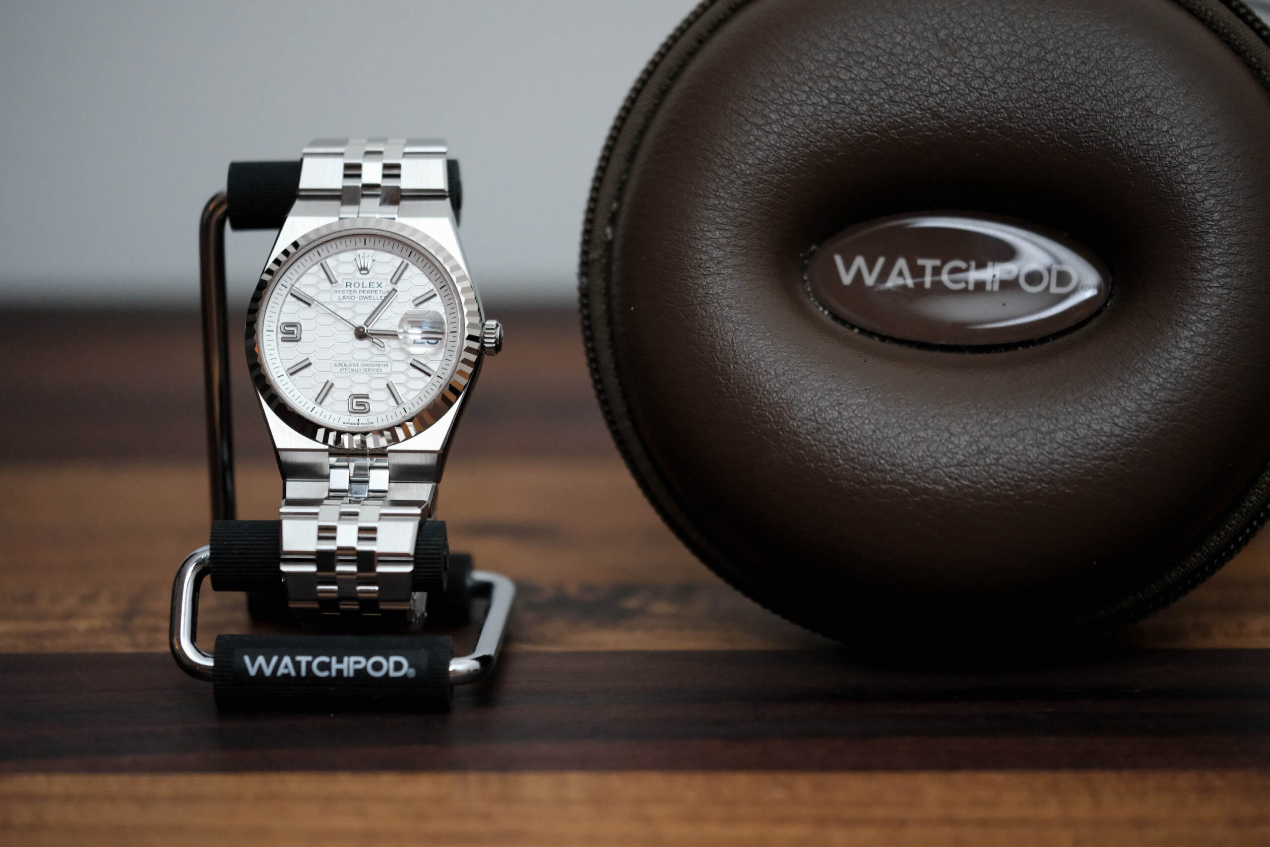 Rolex-land-dweller-watchpod-stand