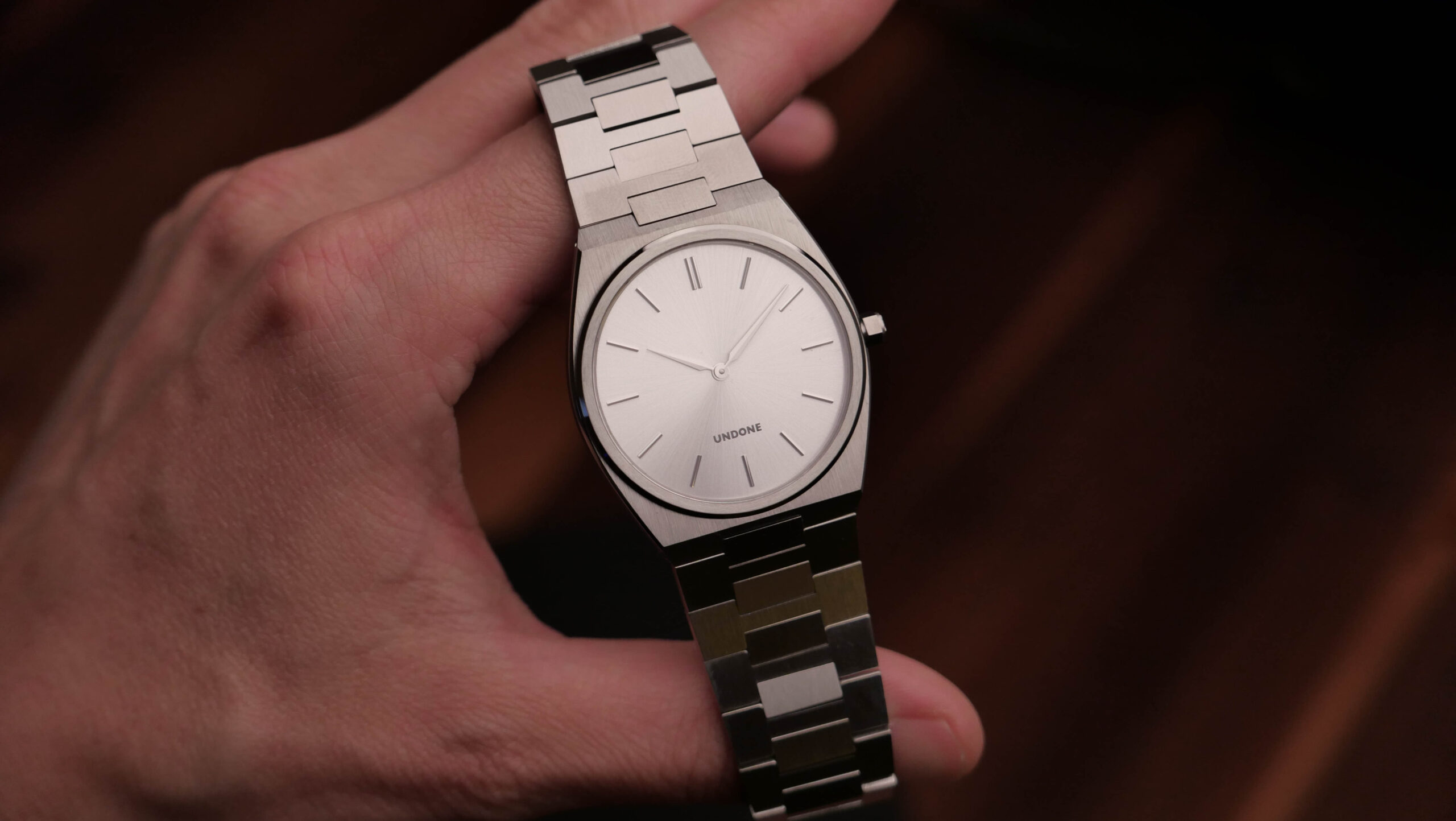 Hands-On With the 4.9mm Thick Undone Slim