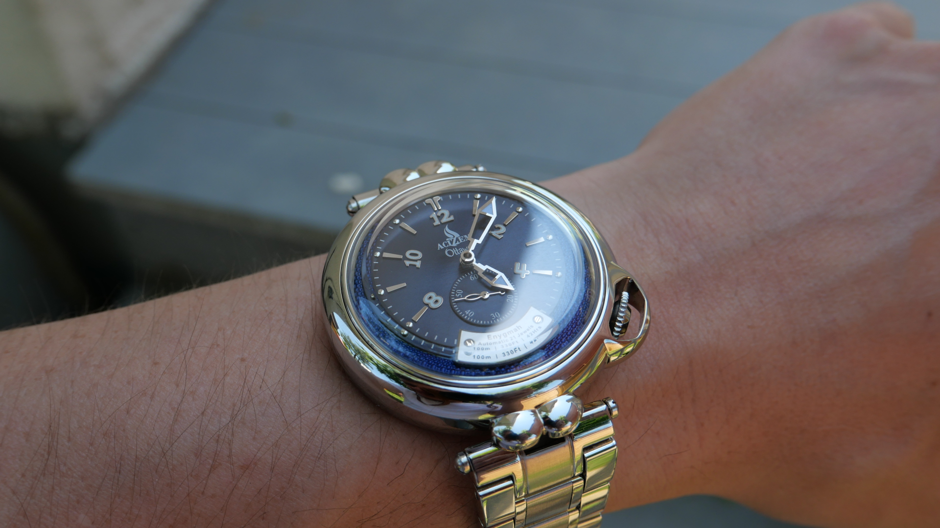 Acizem-Enygmah-Dial-Close-Up