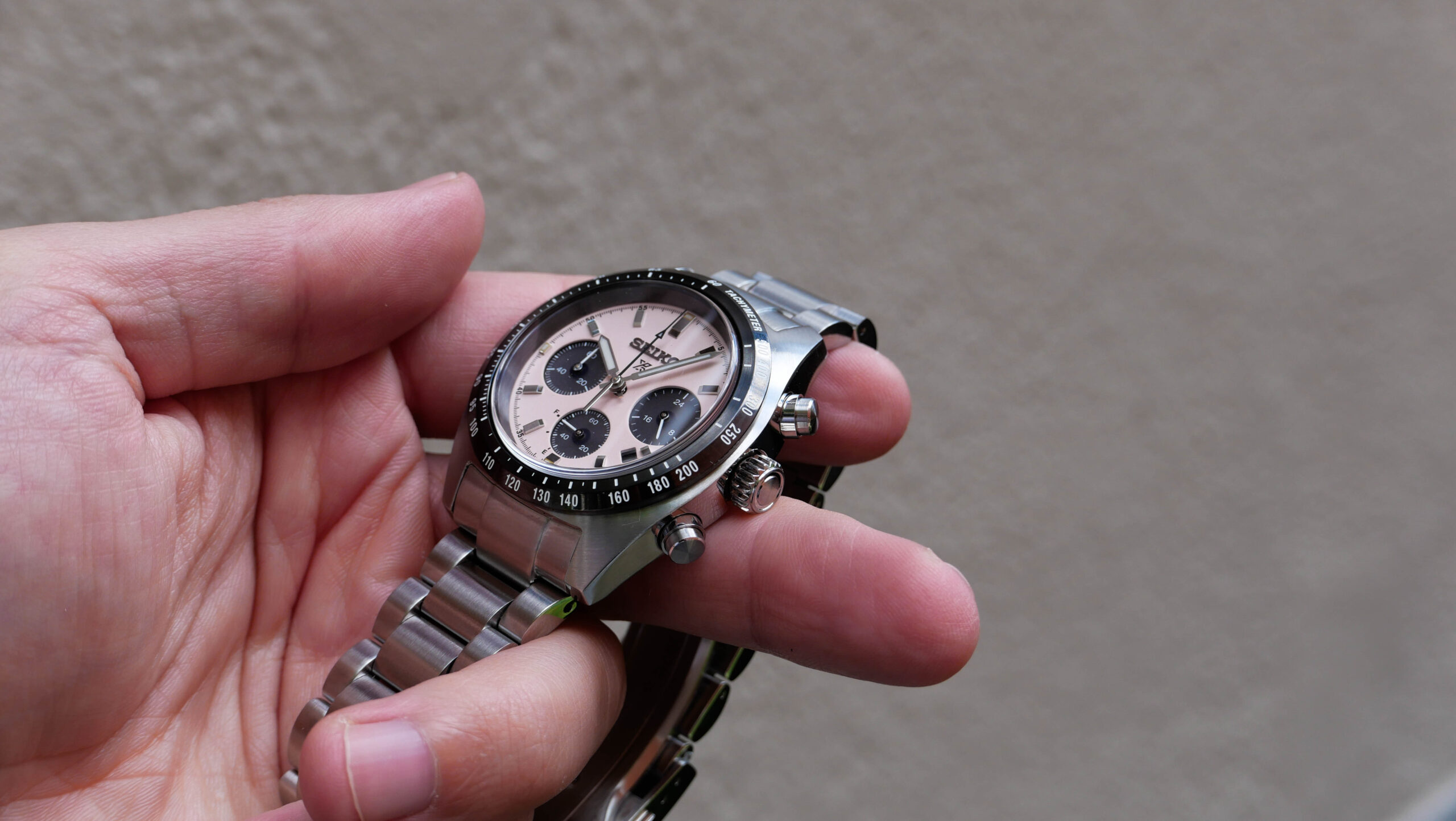 Seiko Speedtimer SSC963 Case Design
