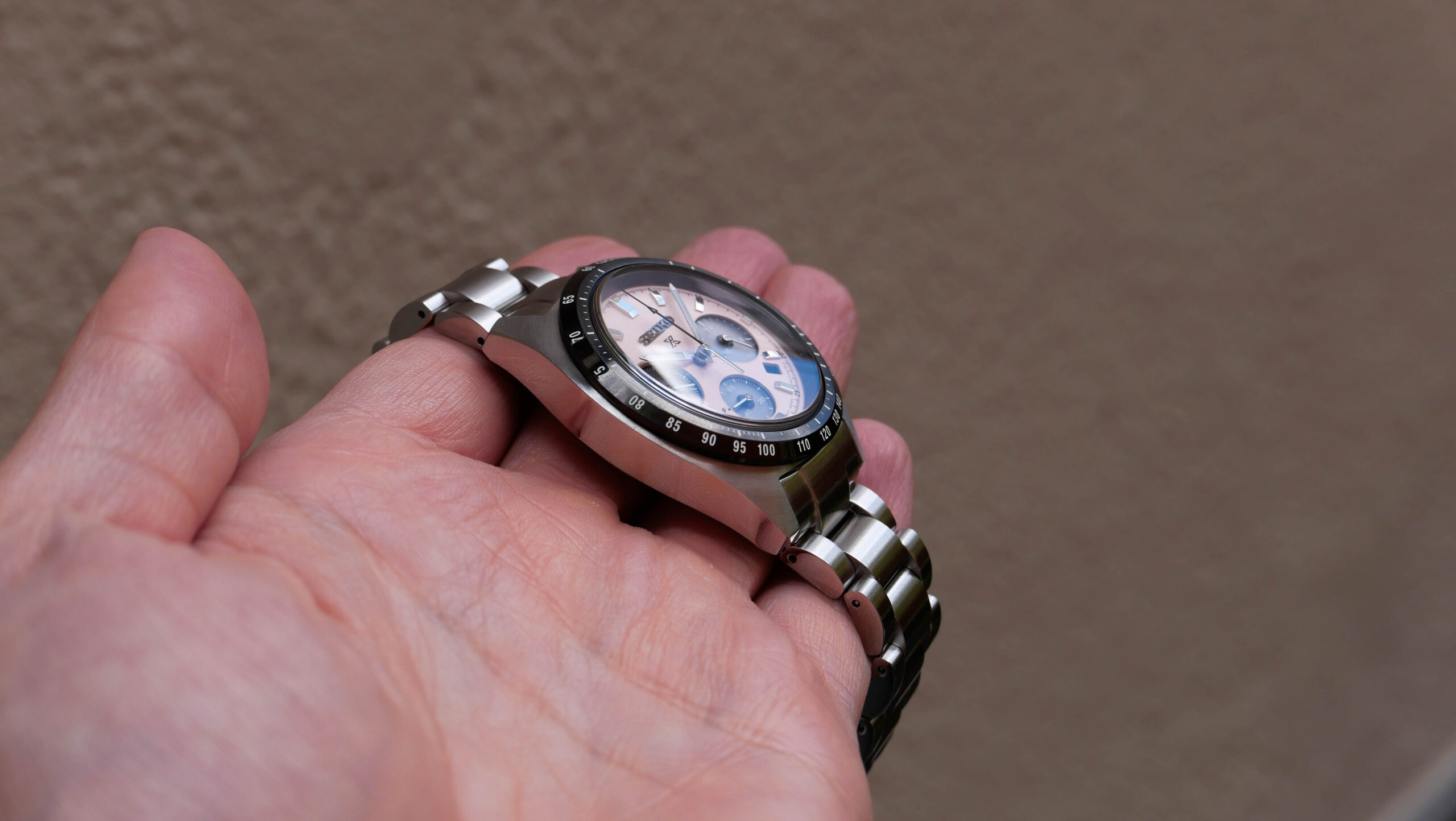 Seiko Speedtimer SSC963 Case Side View